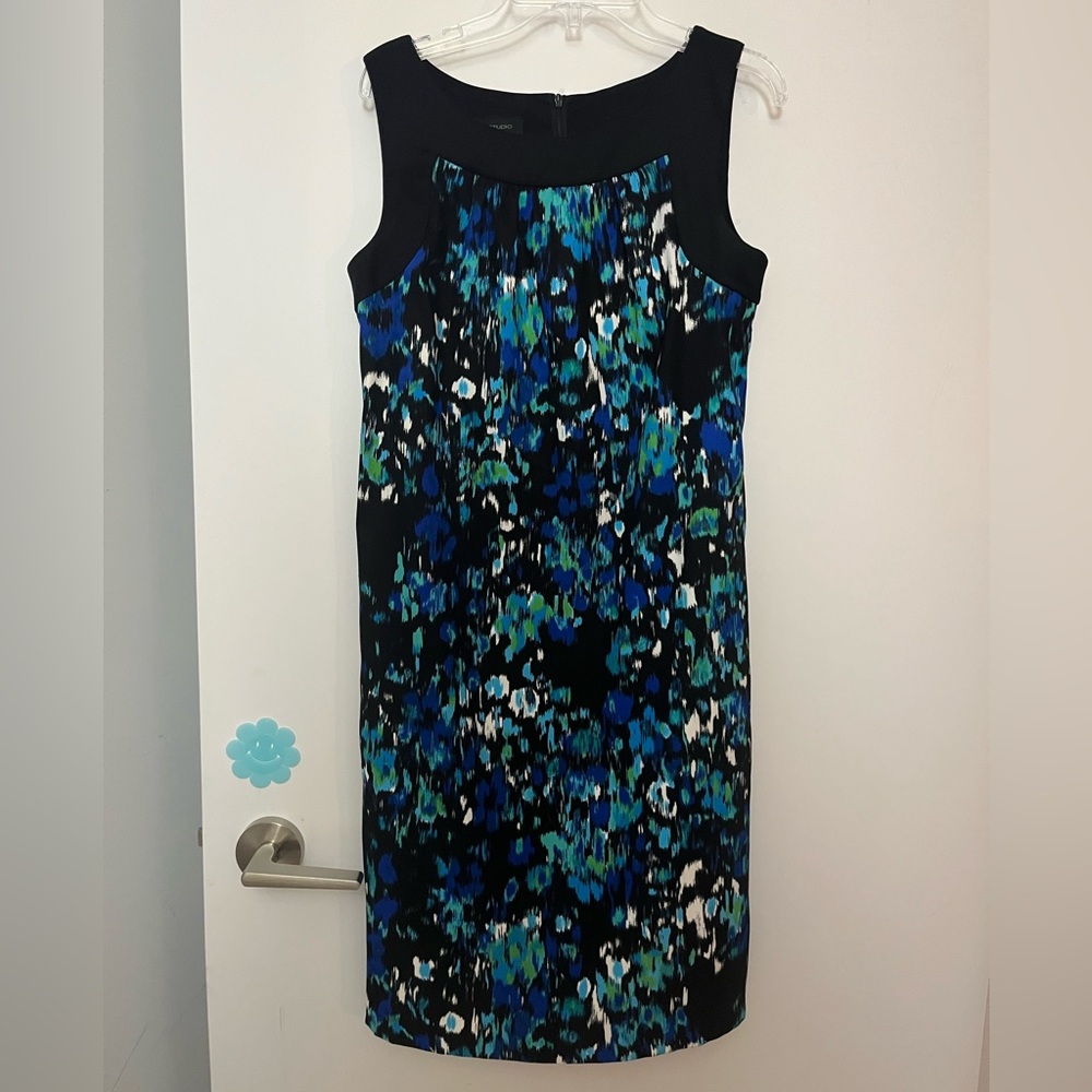 Chic Black and Blue Patterned Dress (Size: 4)